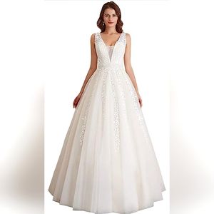 Wedding Dress *NEW*